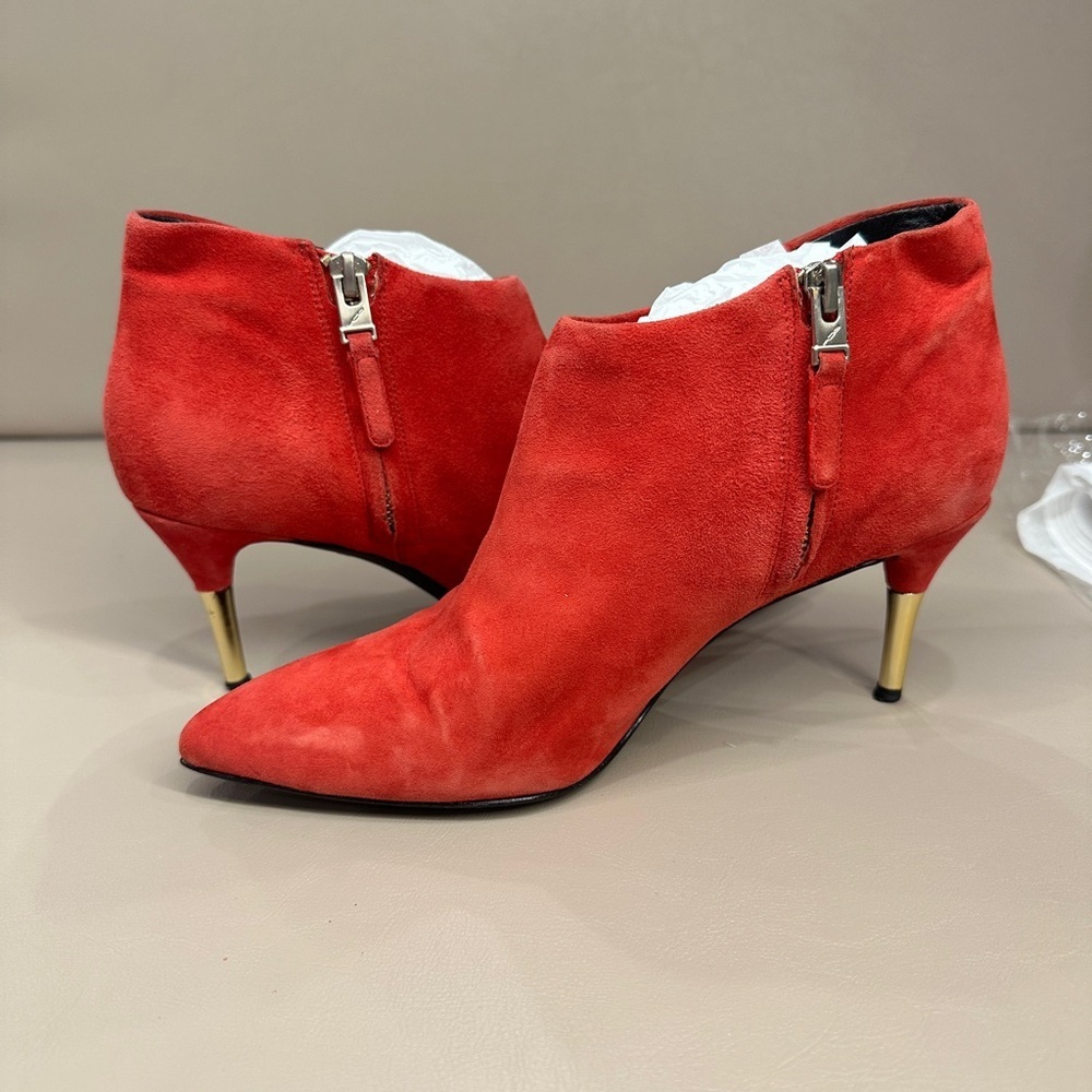 Brian Atwood Mcalester Red Suede Ankle Boots - Picture 6 of 9